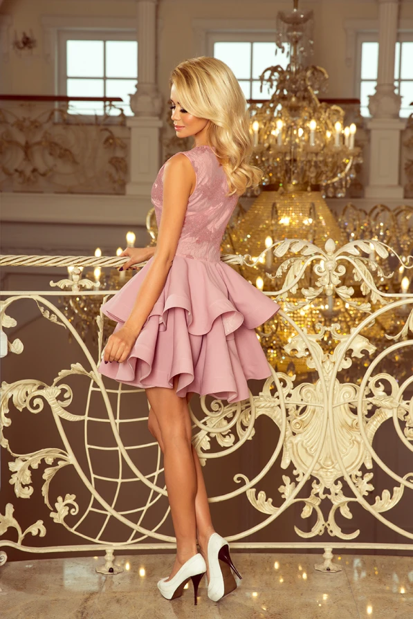 200-10 CHARLOTTE - Exkluzivní šaty s krajkou výstřihem - lila