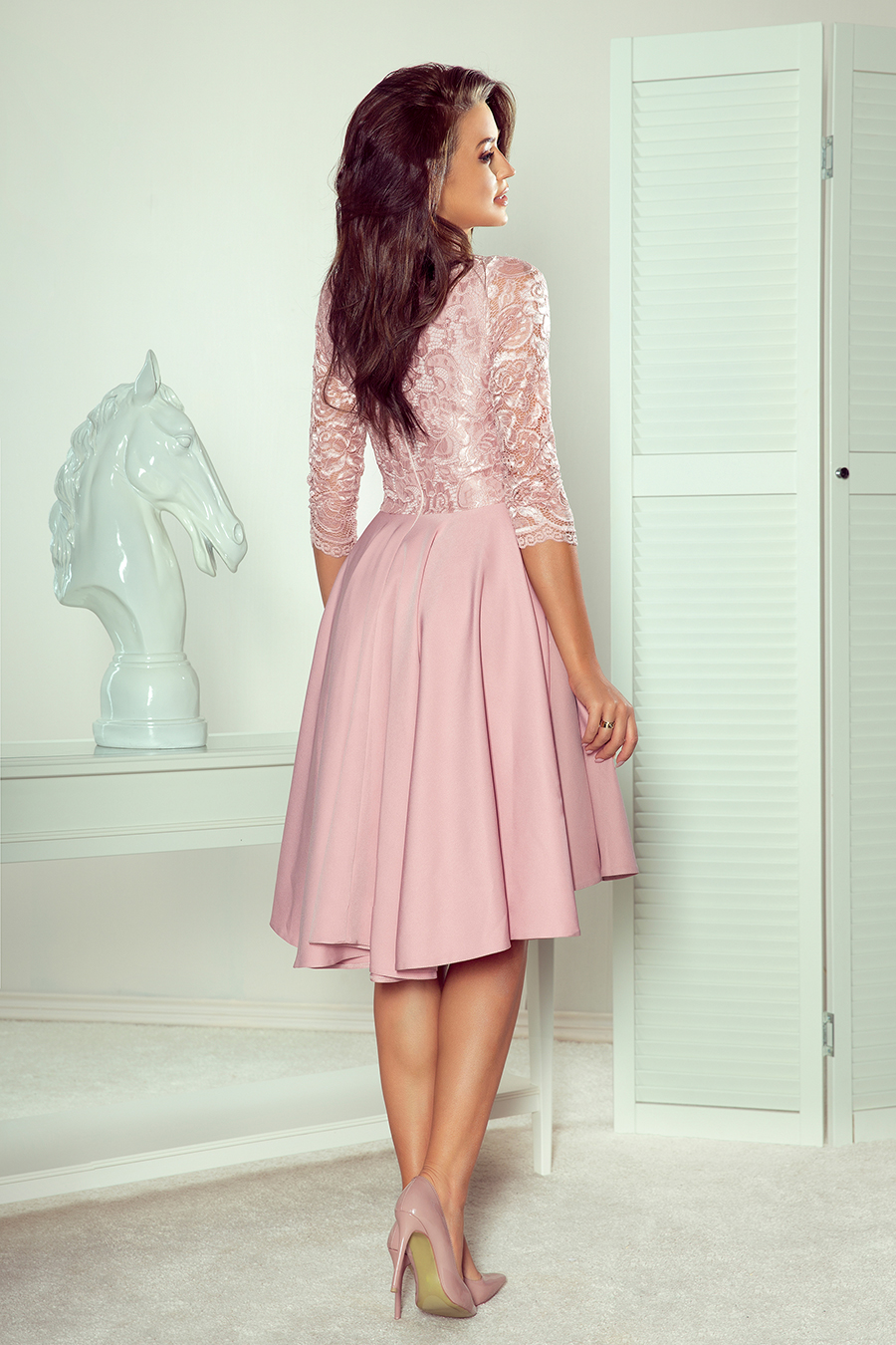 210-11 NICOLLE - Exkluzivní šaty s krajkou - prášek růžový