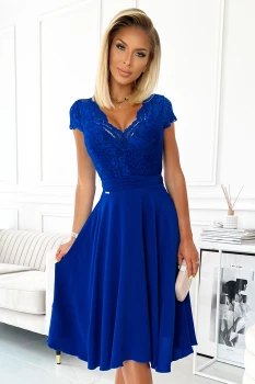 381-3 LINDA - šifonové šaty s krajkovým výstřihem - modré
