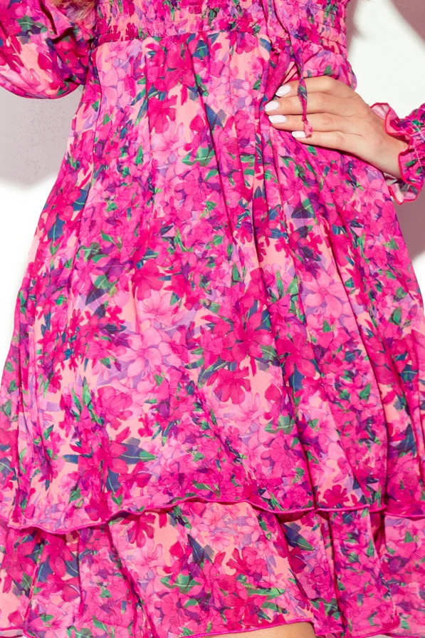 410-3 MONICA šifonové šaty se zavazovaným výstřihem - růžové květy