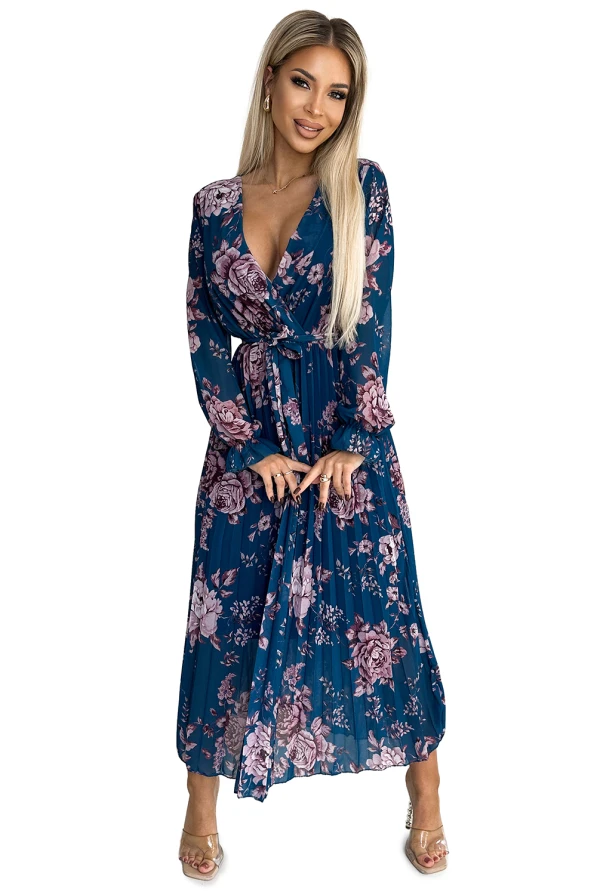 519-3 Plisované šifonové dlouhé šaty s výstřihem, dlouhým rukávem a páskem - Modrá s květinami